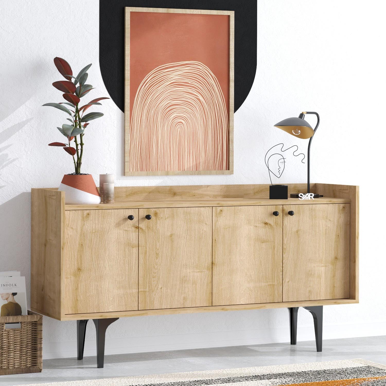 Entdecken Sie das elegante Navi High-Sideboard in Saphir-Eiche von Hanah Home. Perfekt für jeden Raum, vereint es Stil und Funktionalität.