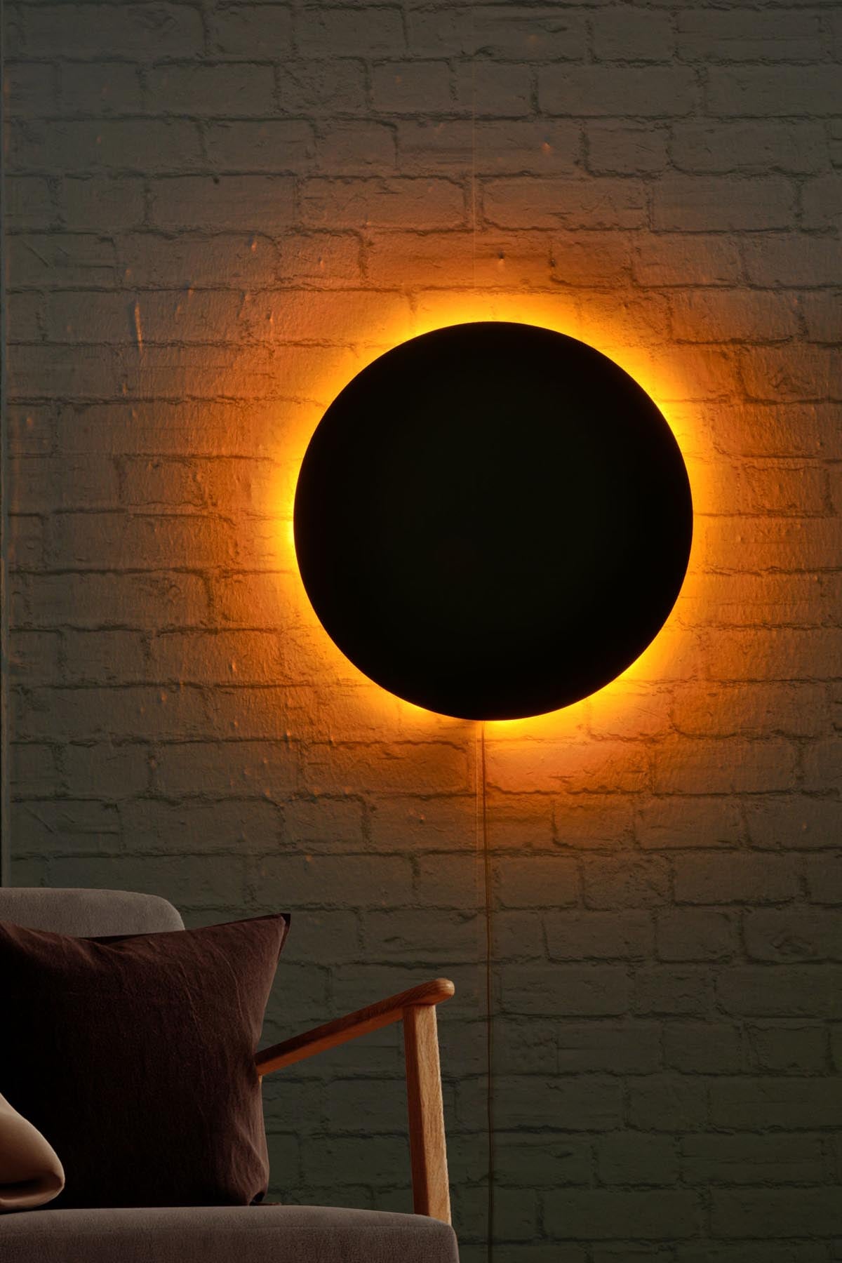 Circle Wandleuchte - Gelb in Gelb präsentiert im Onlineshop von KAQTU Design AG. Wandleuchte ist von Wallity