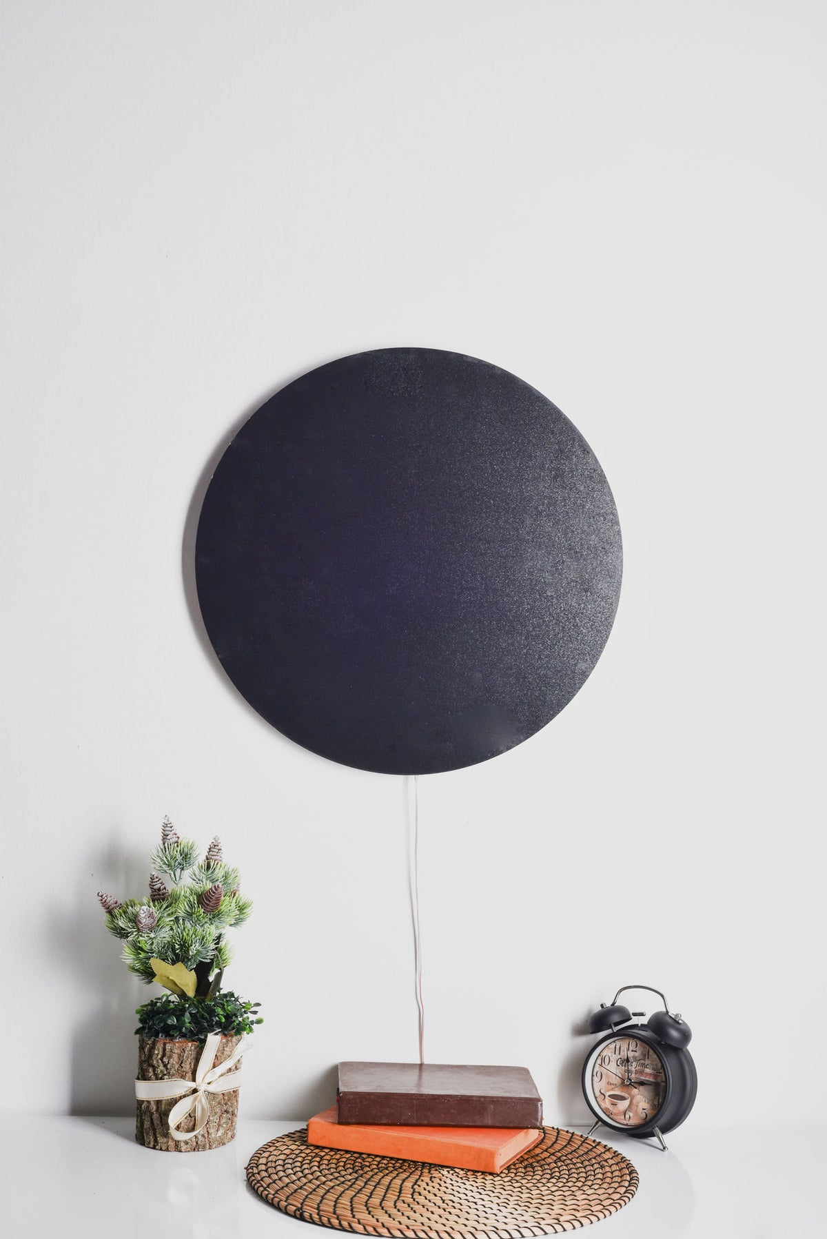 Circle Wandleuchte - Gelb in Gelb präsentiert im Onlineshop von KAQTU Design AG. Wandleuchte ist von Wallity