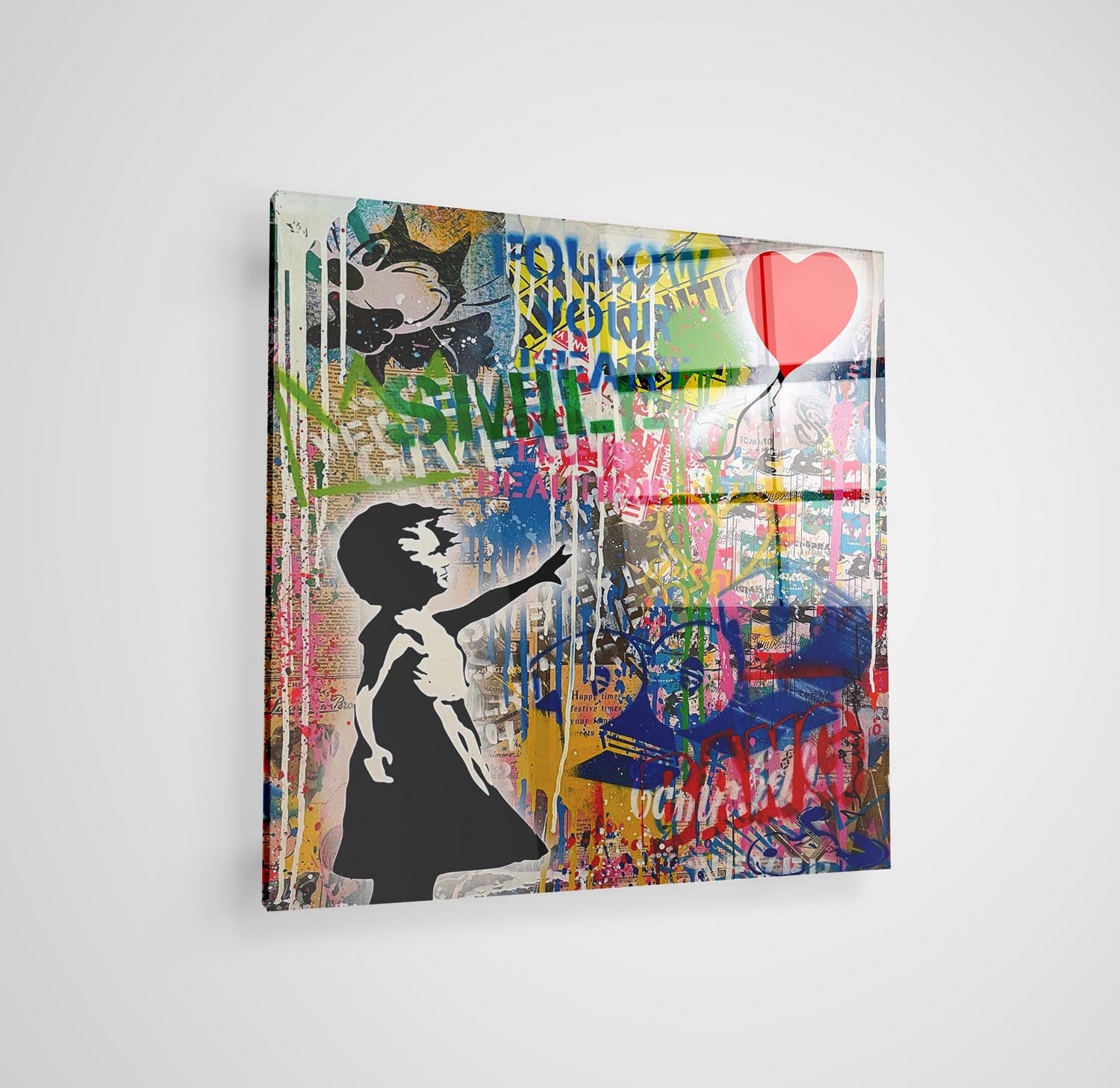 Verleihen Sie Ihrem Zuhause mit dem CAM4124_5050 Bild von Wallity einen Hauch von Eleganz. Dieses mehrfarbige, gehärtete Glasgemälde ist ein echter Blickfang.