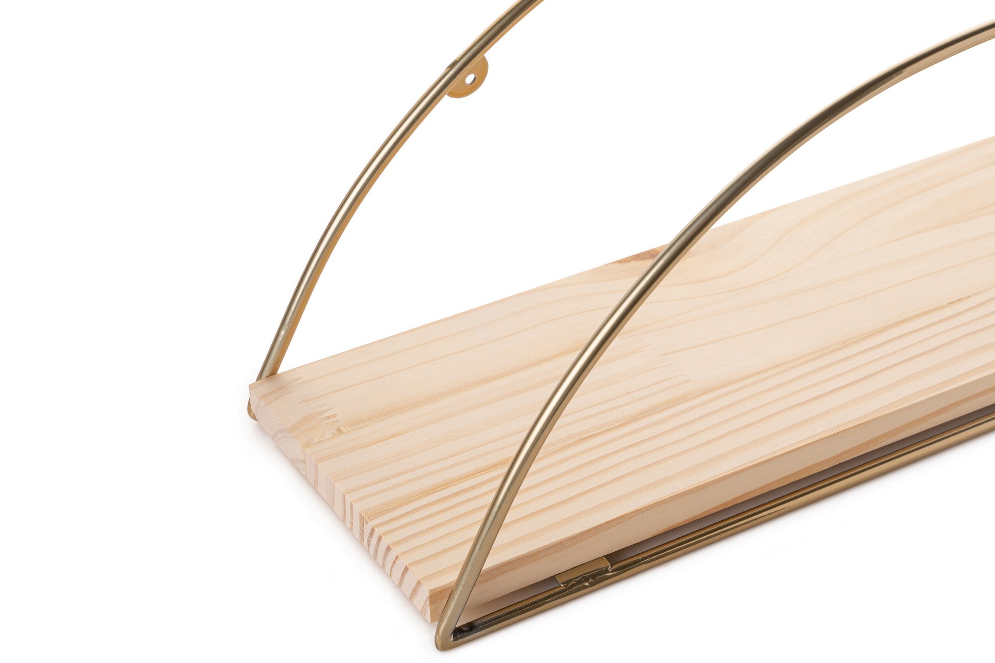 Verleihen Sie Ihrem Raum mit dem stilvollen Wandregal von Hanah Home in Gold und Braun einen Hauch von Eleganz. Hergestellt aus robustem Massivholz, bietet es sowohl Schönheit als auch Funktionalität.