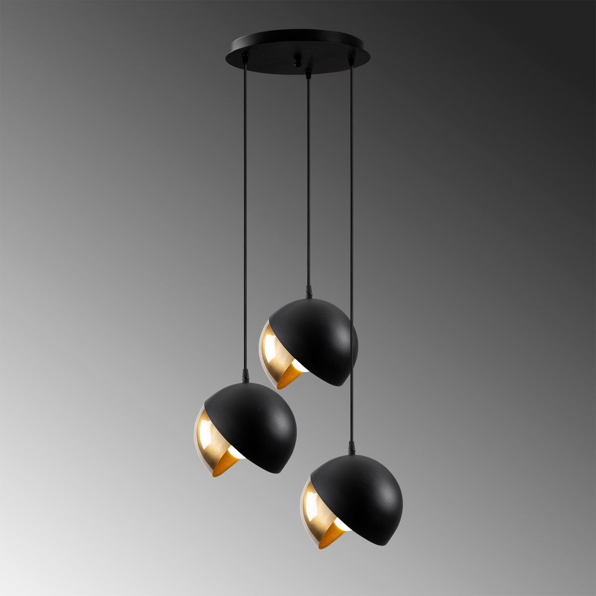 Berceste Pendellampe - Schwarz Gold in Schwarz Gold präsentiert im Onlineshop von KAQTU Design AG. Pendelleuchte ist von Opviq