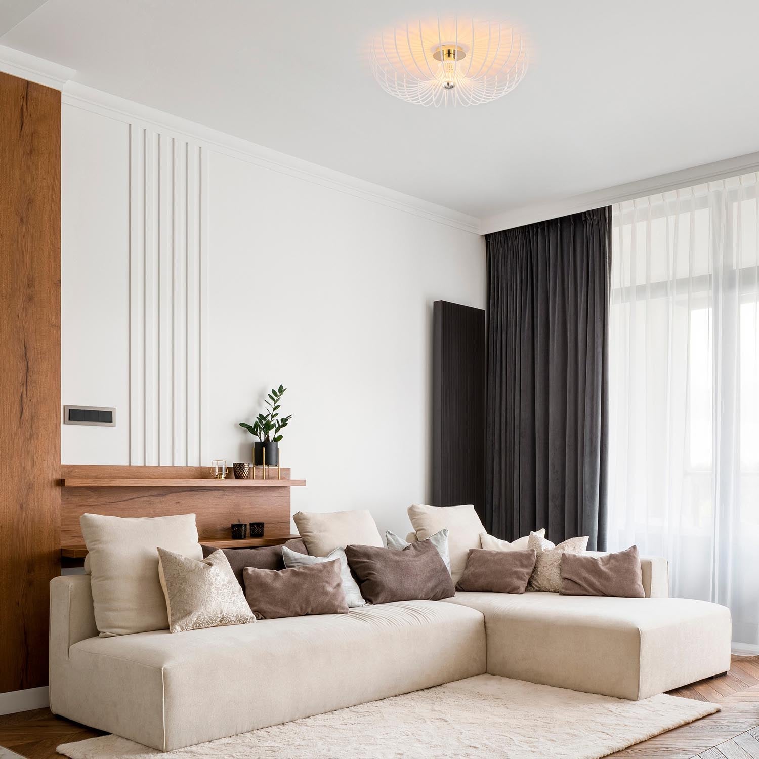 Entdecken Sie die elegante Aspendos Pendelleuchte in Weiß von Opviq. Ein stilvolles Design, das jeden Raum mit Glamour und Raffinesse bereichert.