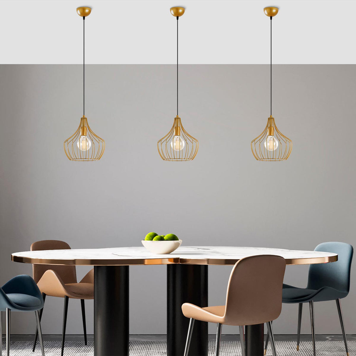 Mezopotamya Pendellampe - Gold in Gold präsentiert im Onlineshop von KAQTU Design AG. Pendelleuchte ist von Opviq