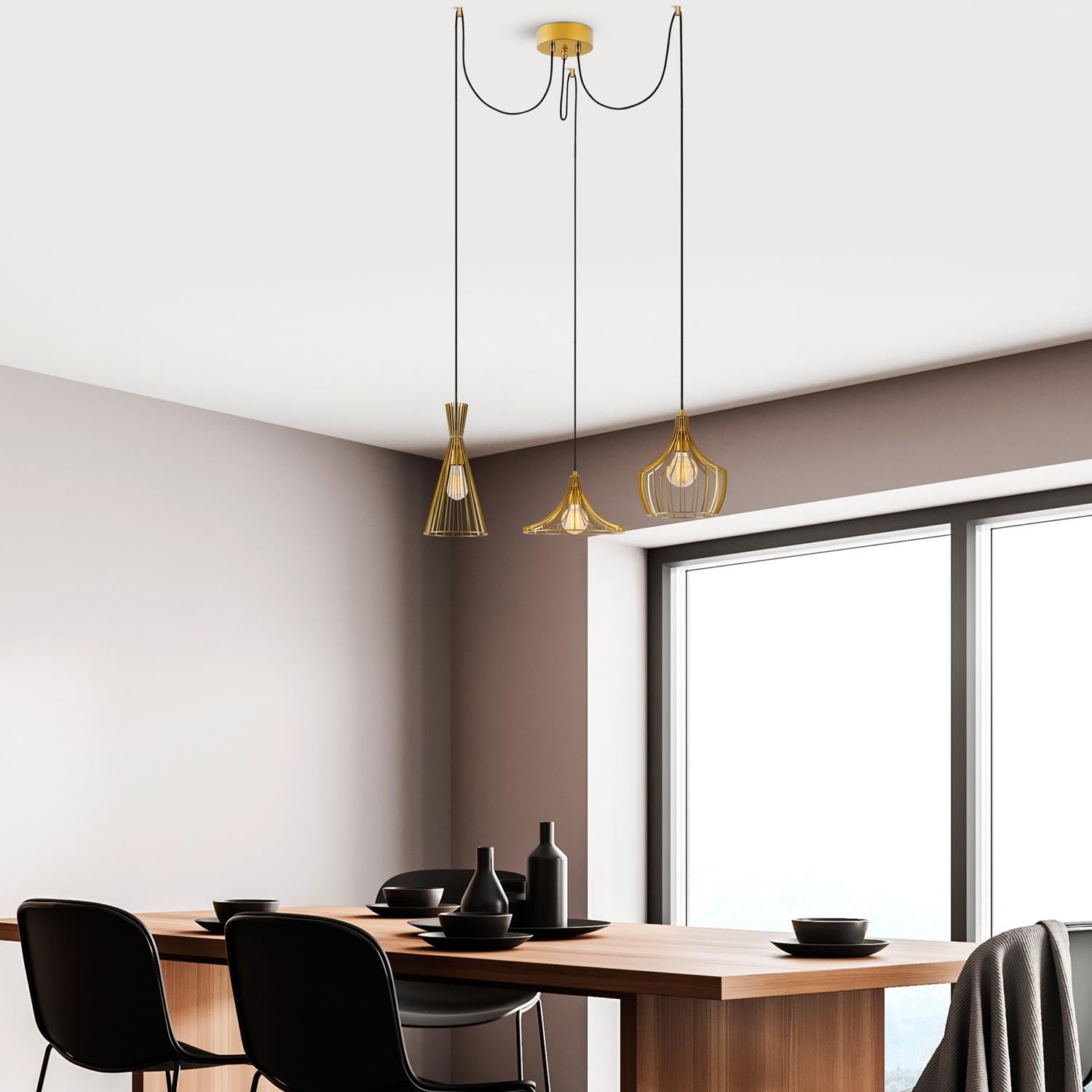 Erleben Sie mit der Mezopotamya Pendelleuchte von Opviq goldene Eleganz. Perfekt für stimmungsvolle Beleuchtung und stilvolle Akzente in jedem Raum.