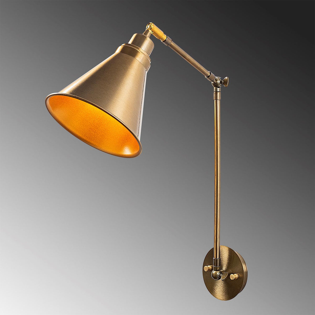 Berceste Wandleuchte - Vintage in Vintage präsentiert im Onlineshop von KAQTU Design AG. Wandleuchte ist von Opviq