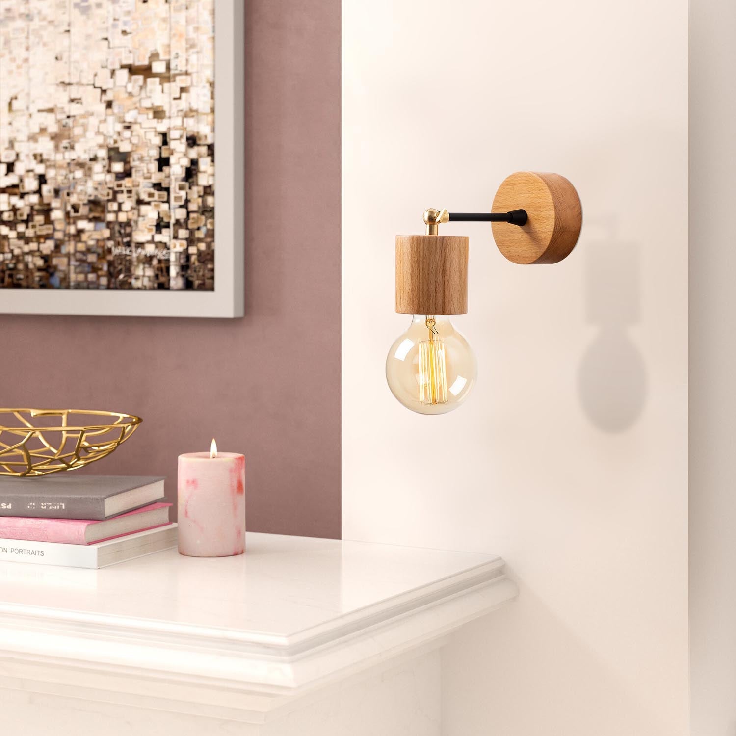 Entdecken Sie die Xanthos Wandleuchte von Opviq – ein elegantes Holzdesign, das warmes Licht und Gemütlichkeit in Ihr Zuhause bringt.