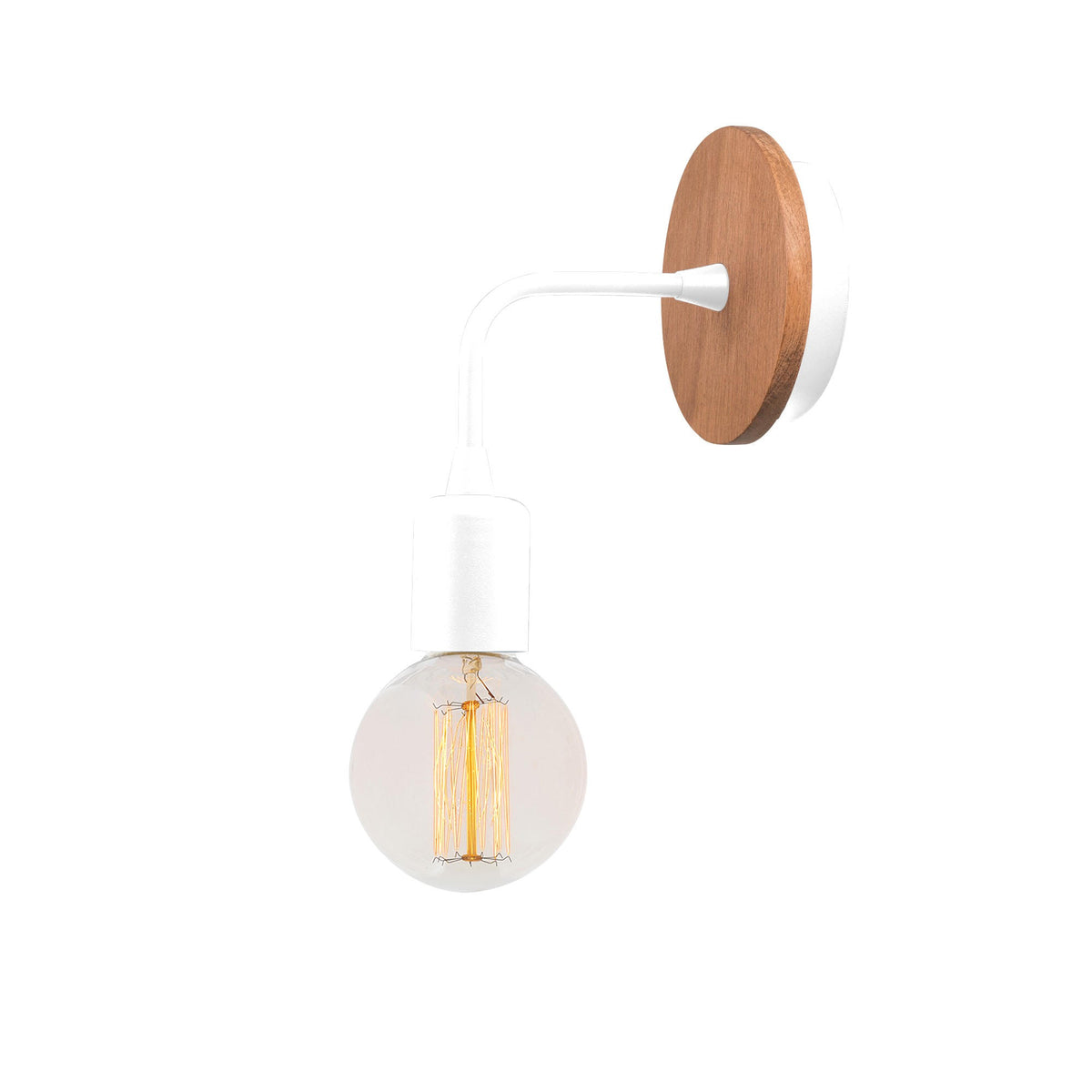 Dartini Wandleuchte - Weiss in Weiss präsentiert im Onlineshop von KAQTU Design AG. Wandleuchte ist von Opviq