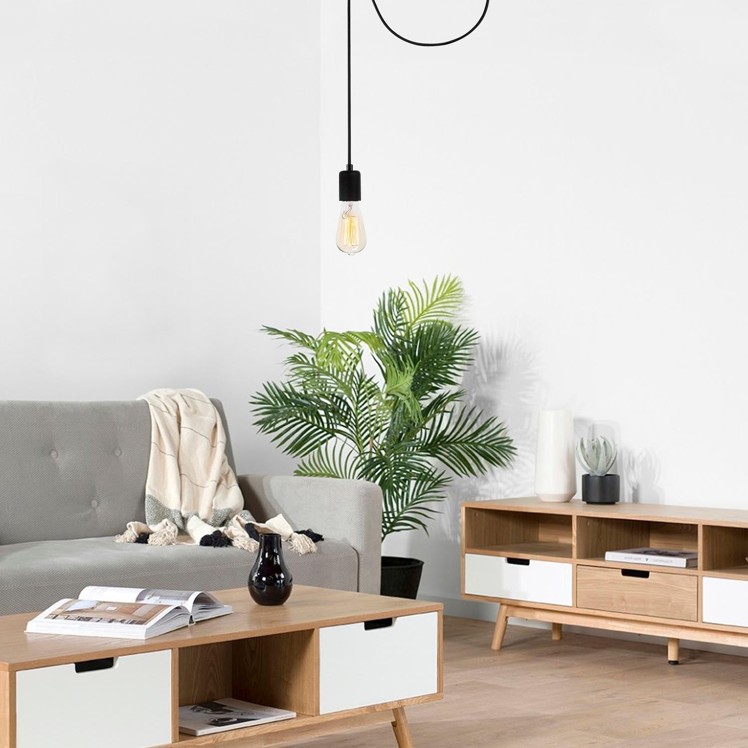 Entdecken Sie die Kabluni Pendelleuchte in elegantem Schwarz von Opviq. Perfekt für stilvolle Akzente in jedem Raum.