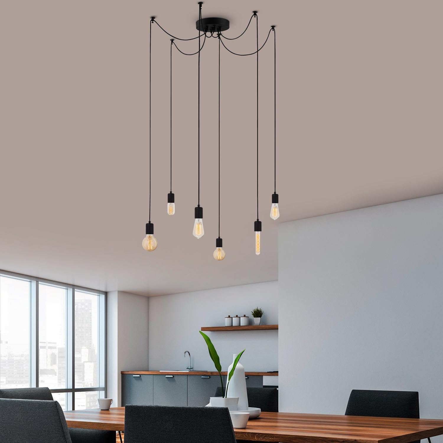 Entdecken Sie die Kabluni Pendelleuchte von Opviq in elegantem Schwarz. Perfekt für moderne Räume, verleiht sie jedem Interieur einen luxuriösen Touch.