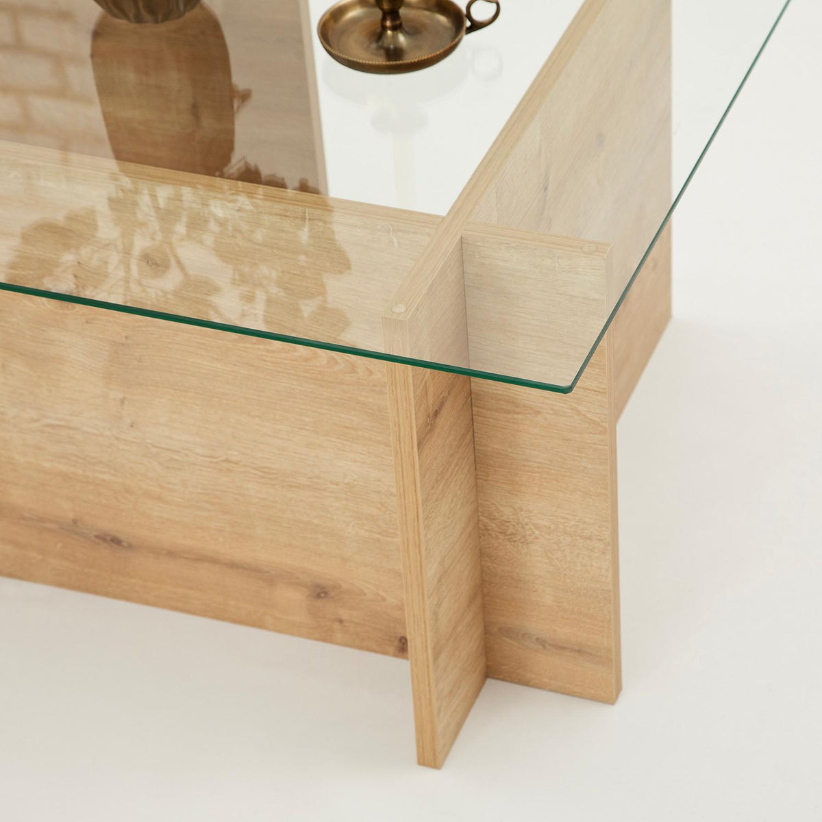 Escape Sofatisch - Saphir- Eiche in Saphir- Eiche präsentiert im Onlineshop von KAQTU Design AG. Couchtisch ist von Hanah Home