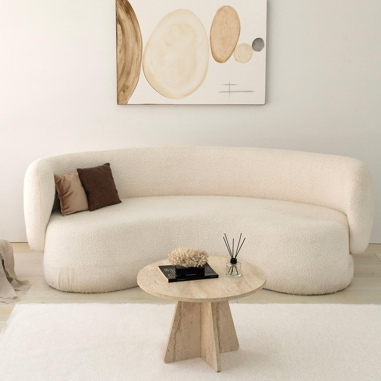 Stilvoller Mushroom Sofatisch aus Travertin von Hanah Home – perfektes Design für ein elegantes Wohnambiente.