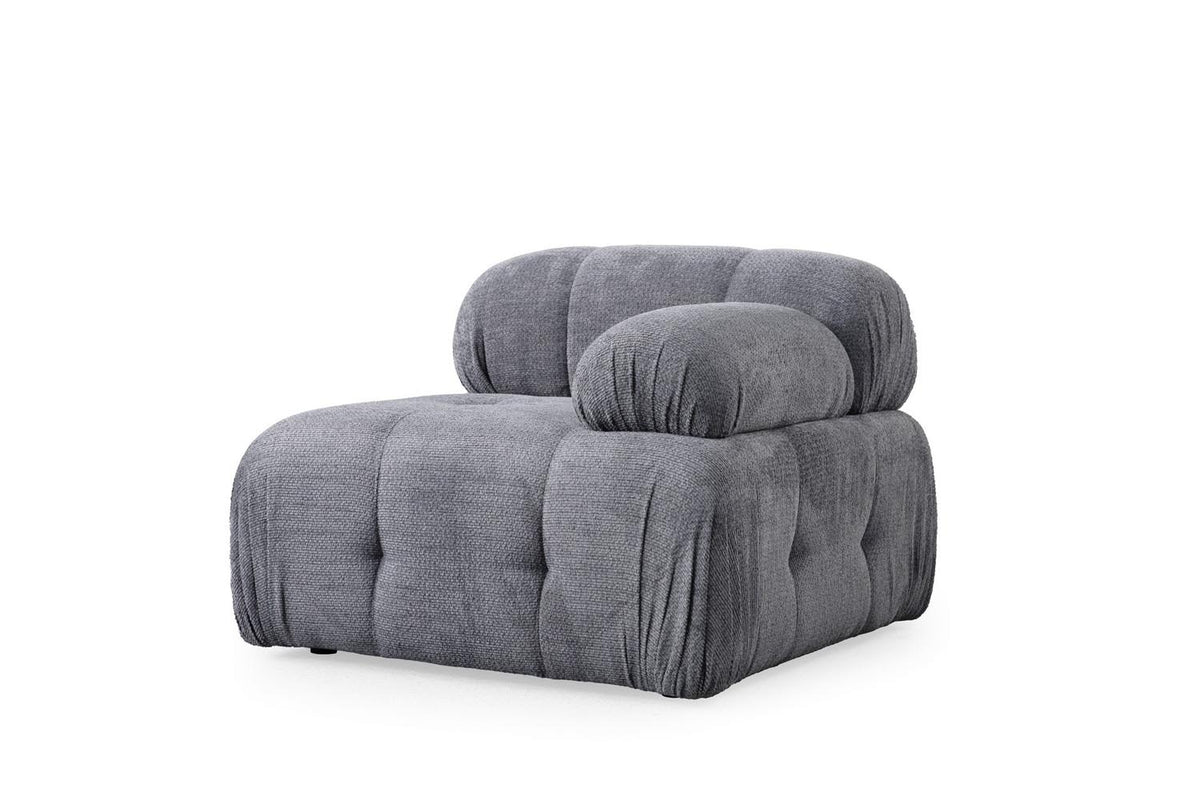 Petite 3 Ecksofa - Grau in Grau präsentiert im Onlineshop von KAQTU Design AG. L-Sofa rechts ist von Atelier Del Sofa