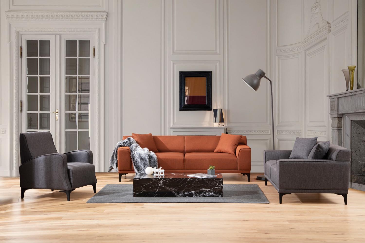 Verleihen Sie Ihrem Wohnraum mit dem eleganten Petra 3 3er Sofa in strahlendem Orange von Atelier Del Sofa einen Hauch von Luxus und Komfort!