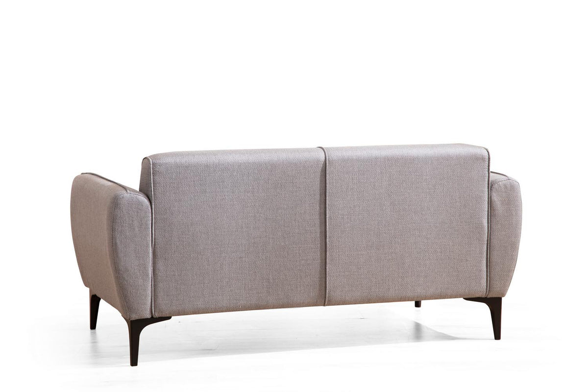 Belissimo - Grey in Grau präsentiert im Onlineshop von KAQTU Design AG. 3er Sofa ist von Atelier Del Sofa