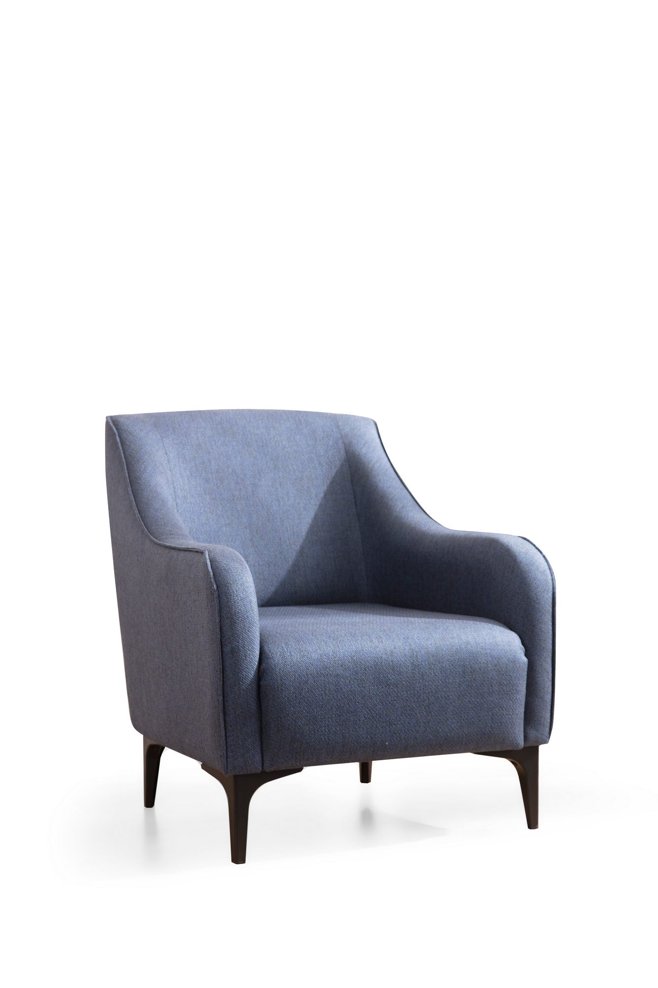 Genießen Sie den luxuriösen Ohrensessel Belissimo - Blue von Atelier Del Sofa. Perfekte Kombination aus Komfort, Stil und Langlebigkeit für Ihr Zuhause.