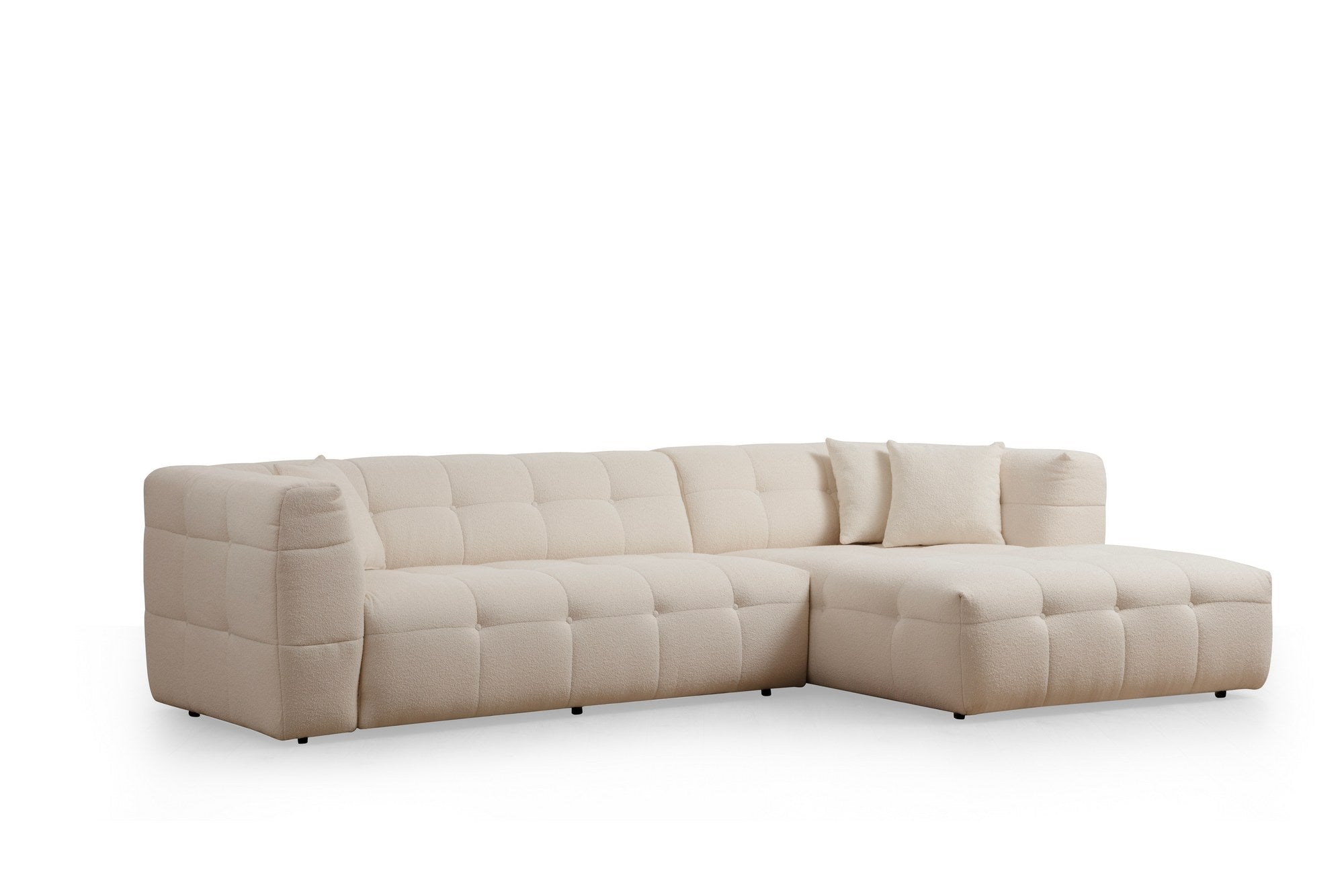 Cady 3 Seater Right - Beige in Beige präsentiert im Onlineshop von KAQTU Design AG. Ecksofa ist von Atelier Del Sofa