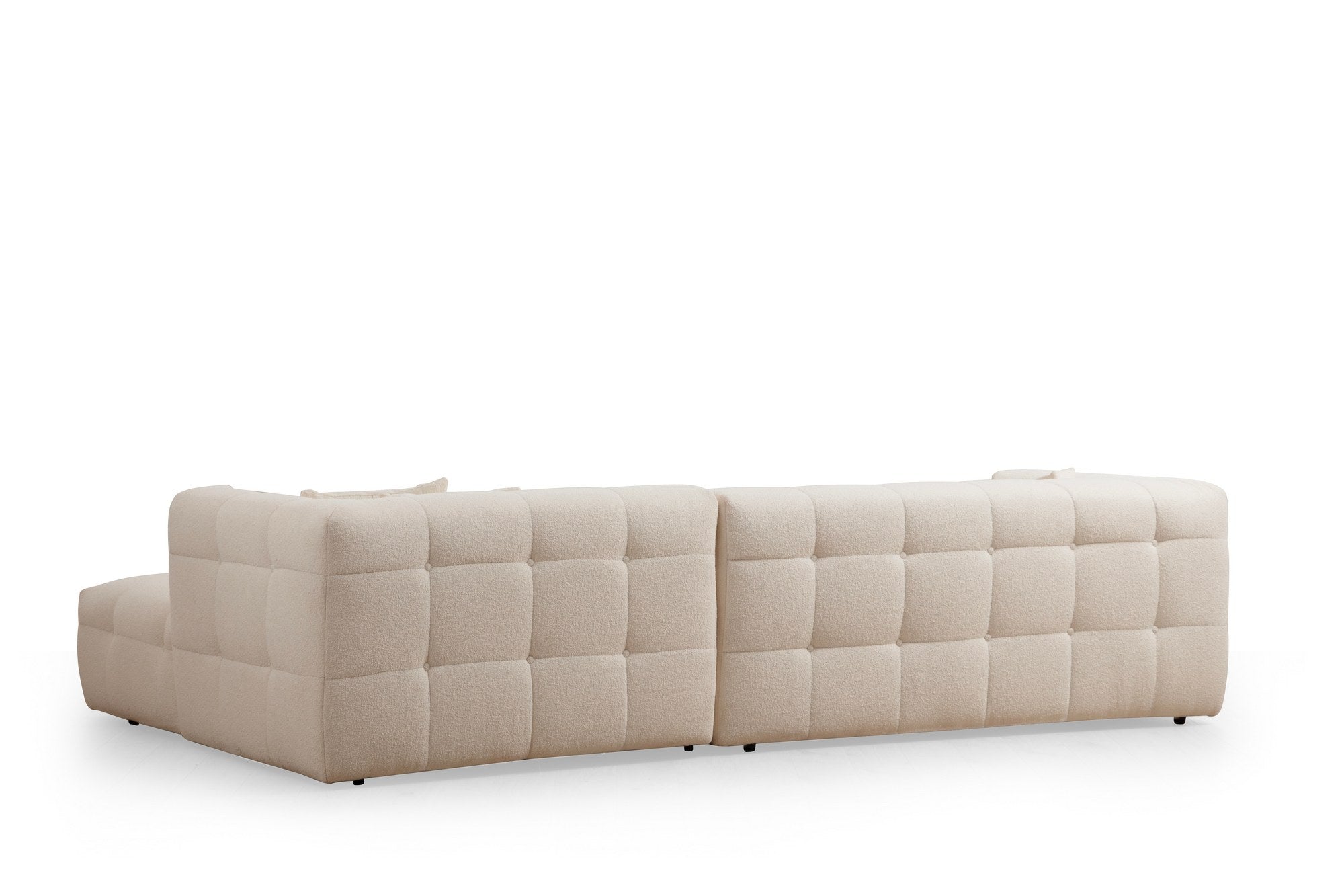 Genießen Sie stilvollen Komfort mit dem Cady 3 Sitzer Right Ecksofa in Beige von Atelier Del Sofa – ideal für entspannte Stunden in Ihrem Wohnraum!