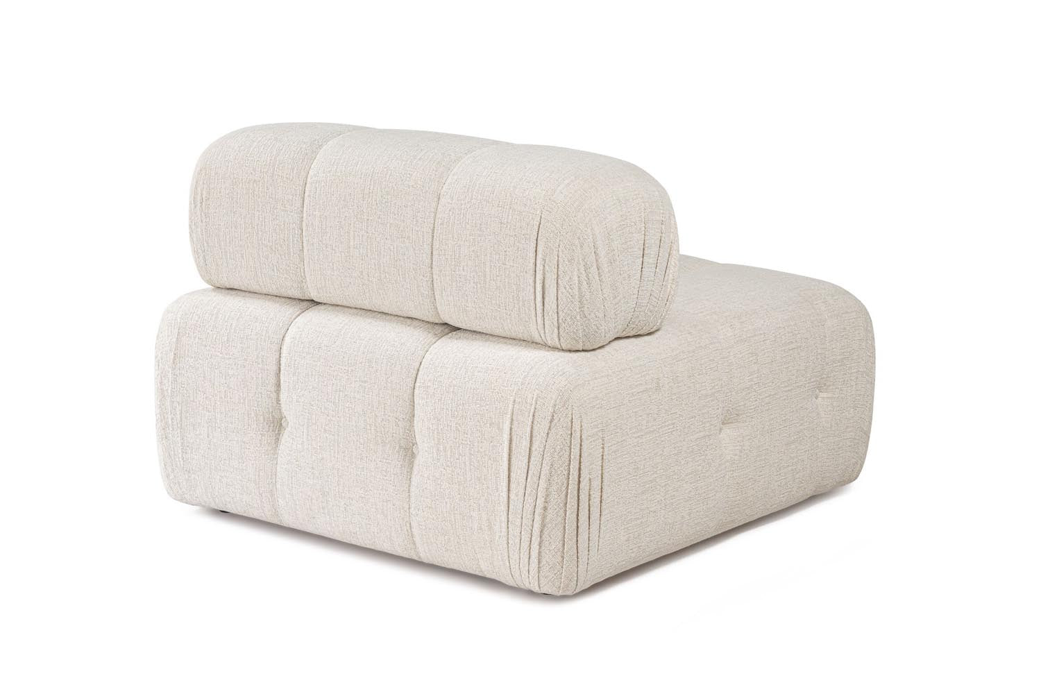 Erleben Sie das Doblo O1 Sofa in Sahne von Atelier Del Sofa – ein stilvolles 1-Sitzer Sofa, das Eleganz und unvergleichlichen Komfort in Ihr Zuhause bringt.