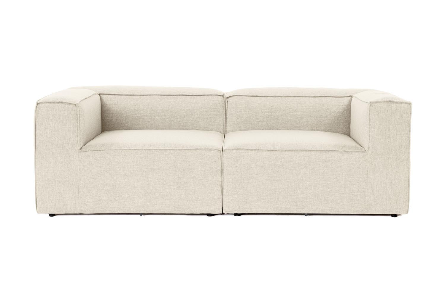 Erleben Sie das Fora 2 2er Sofa in Ecru von Atelier Del Sofa – ein elegantes Design, das Komfort und Stil harmonisch verbindet und jeden Raum verschönert.