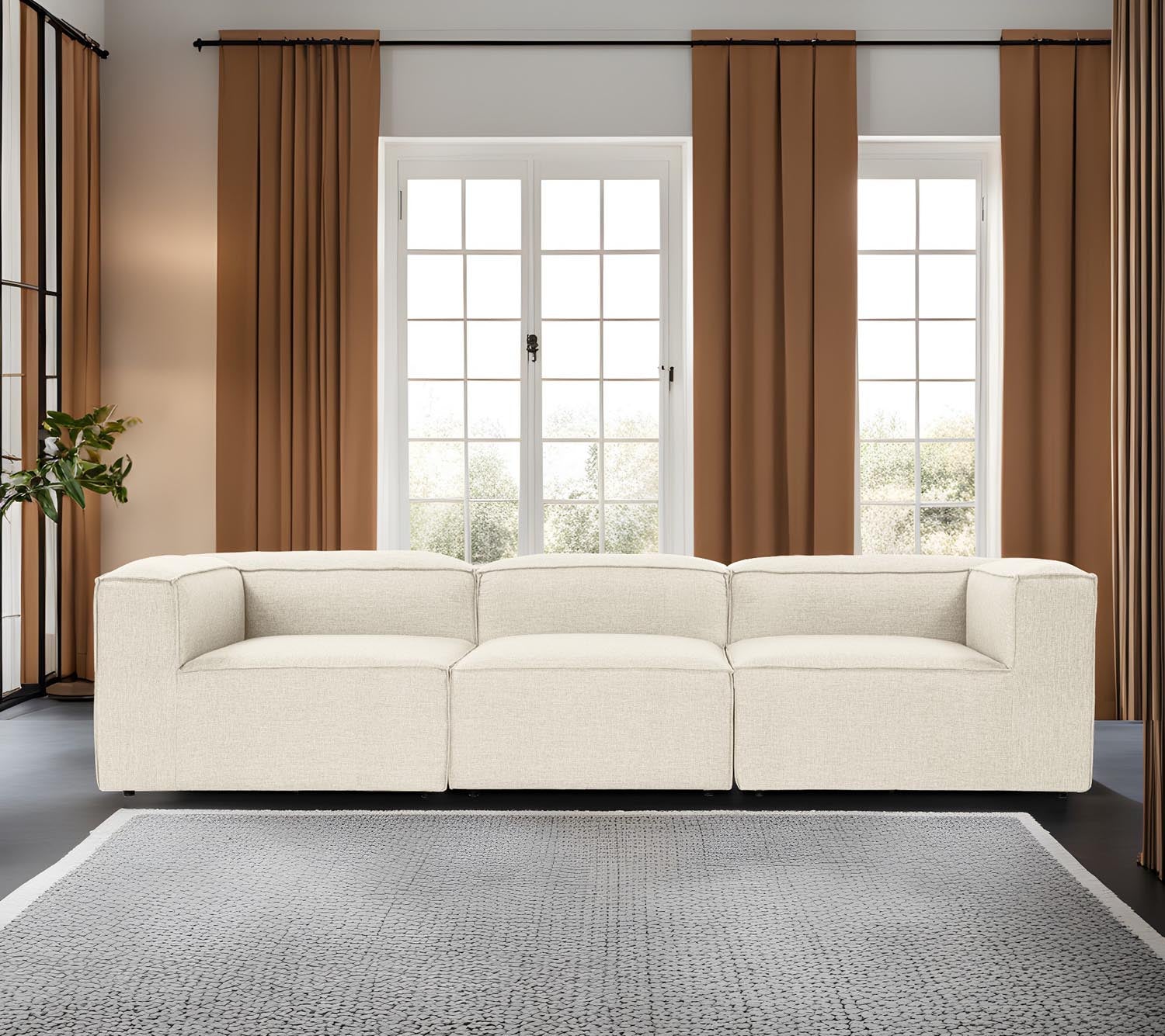 Erleben Sie das Fora 3 - Ecru Sofa von Atelier Del Sofa: Ein luxuriöses 3-Sitzer Möbelstück, das Stil und Gemütlichkeit in Ihr Zuhause bringt.