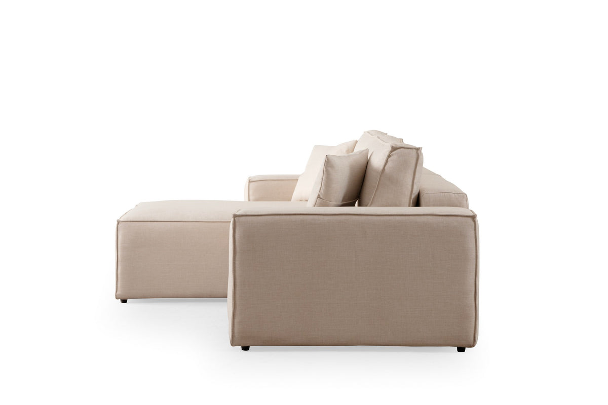 Pırlo Corner Left Bettsofa - Ecru in Ecru präsentiert im Onlineshop von KAQTU Design AG. Bettsofa links ist von Atelier Del Sofa