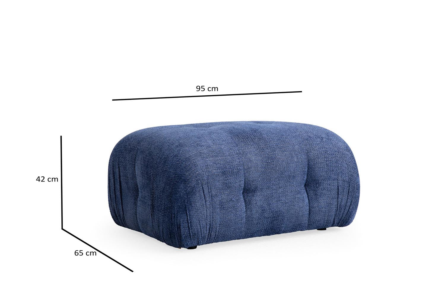 Verleihen Sie Ihrem Zuhause mit dem Petite Pouf in Nachtblau von Atelier Del Sofa einen Hauch von Luxus und Gemütlichkeit. Perfekt zum Entspannen!