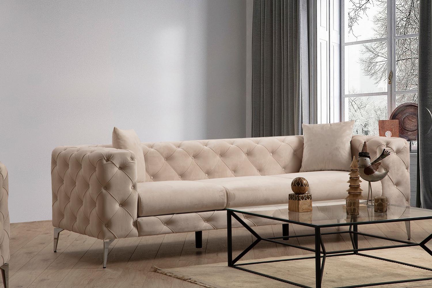 Entdecken Sie das Como - Ecru Sofa von Atelier Del Sofa: Eleganz und Komfort vereint in einem stilvollen 3-Sitzer für Ihr Zuhause.