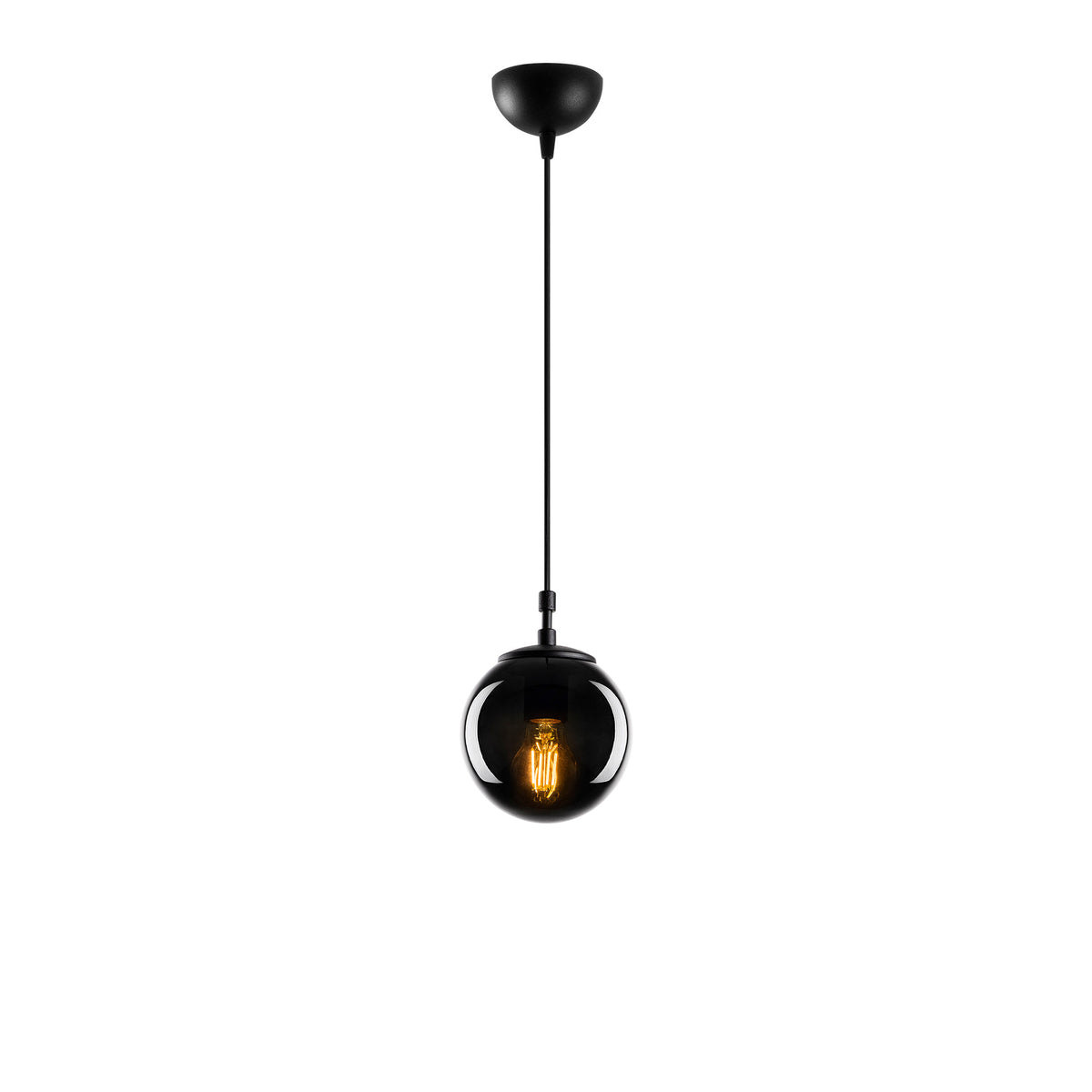 Efe Pendellampe - Schwarz
Rauch in Schwarz / Rauch präsentiert im Onlineshop von KAQTU Design AG. Pendelleuchte ist von Opviq