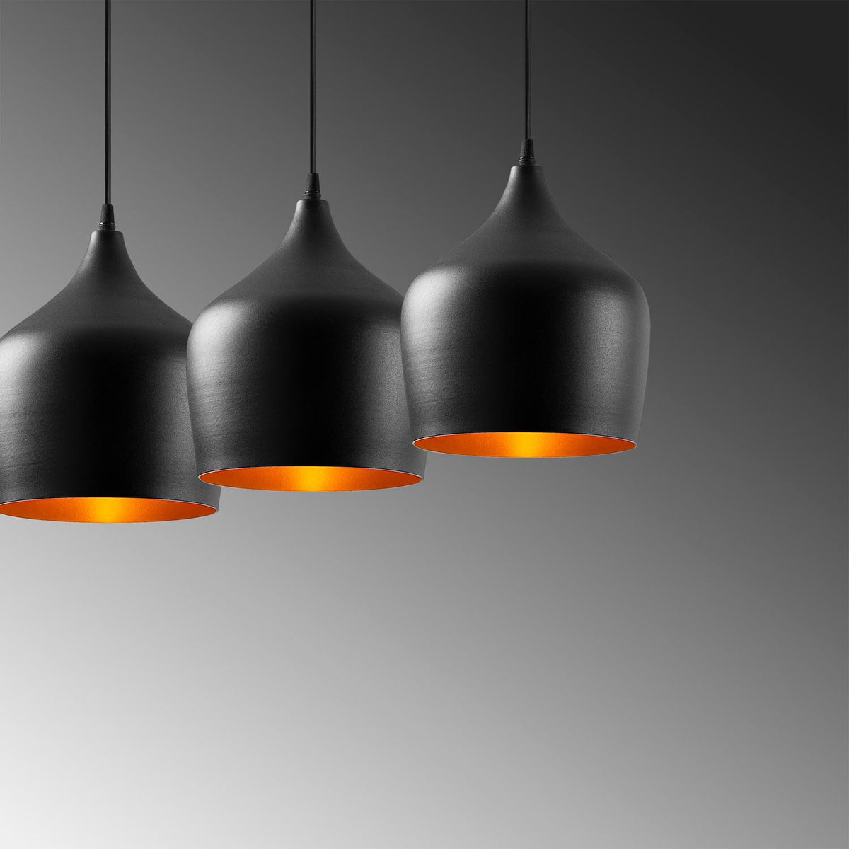 Dodo Pendellampe - Schwarz in Schwarz präsentiert im Onlineshop von KAQTU Design AG. Pendelleuchte ist von Opviq