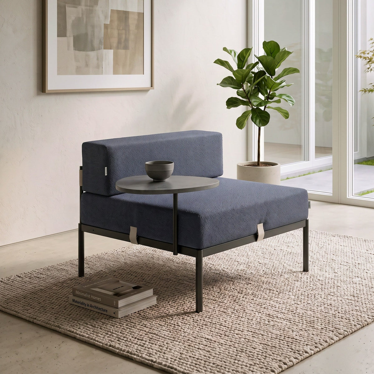 Foto vom 1-Sitzer-Modul mit Beistelltisch von Hanah Home in Schwarz und Marineblau, Bouclé-Stoff, Metallgestell, wendbares Design.