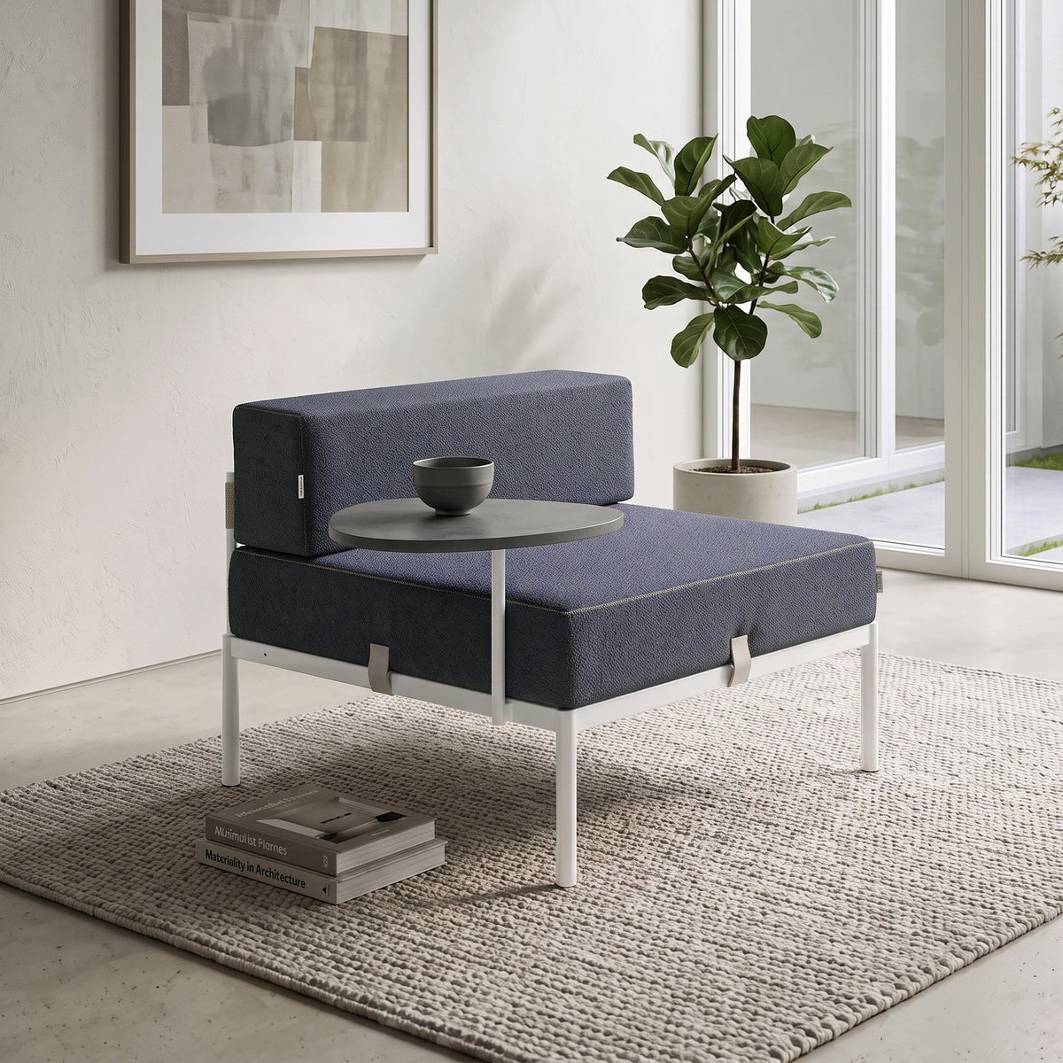 Foto eines 1-Sitzer-Sofamoduls von Hanah Home in Weiss und Marineblau mit Bouclé-Stoffbezug, Metallbeinen und gepolsterter Rückenlehne.