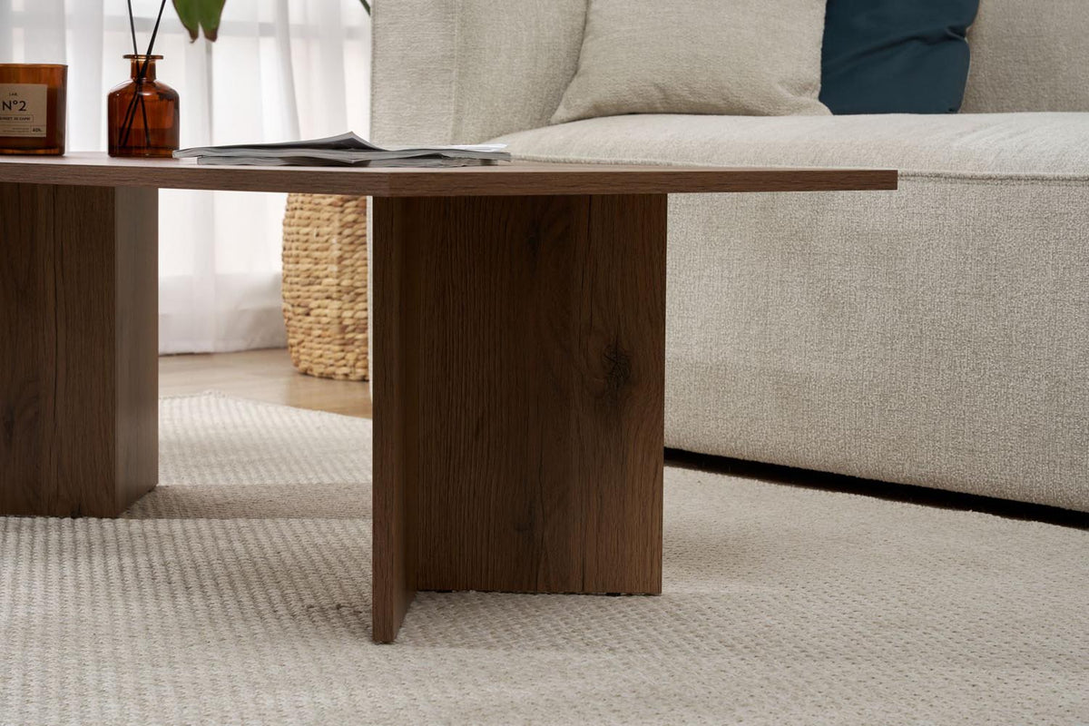 Sabin Sofatisch - Walnuss in Walnuss präsentiert im Onlineshop von KAQTU Design AG. Couchtisch ist von Nordure