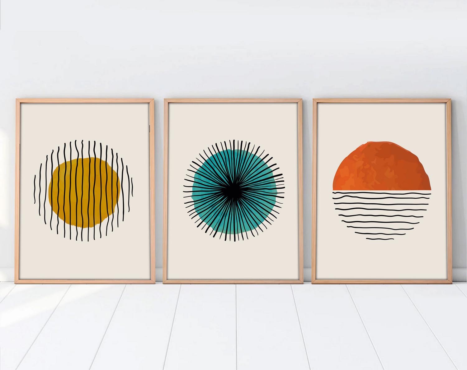 Entdecken Sie das Huhu12 Bild von Wallity – ein faszinierendes 3-teiliges MDF-Gemälde, das mit lebendigen Farben und einem einzigartigen Design jeden Raum verwandelt.