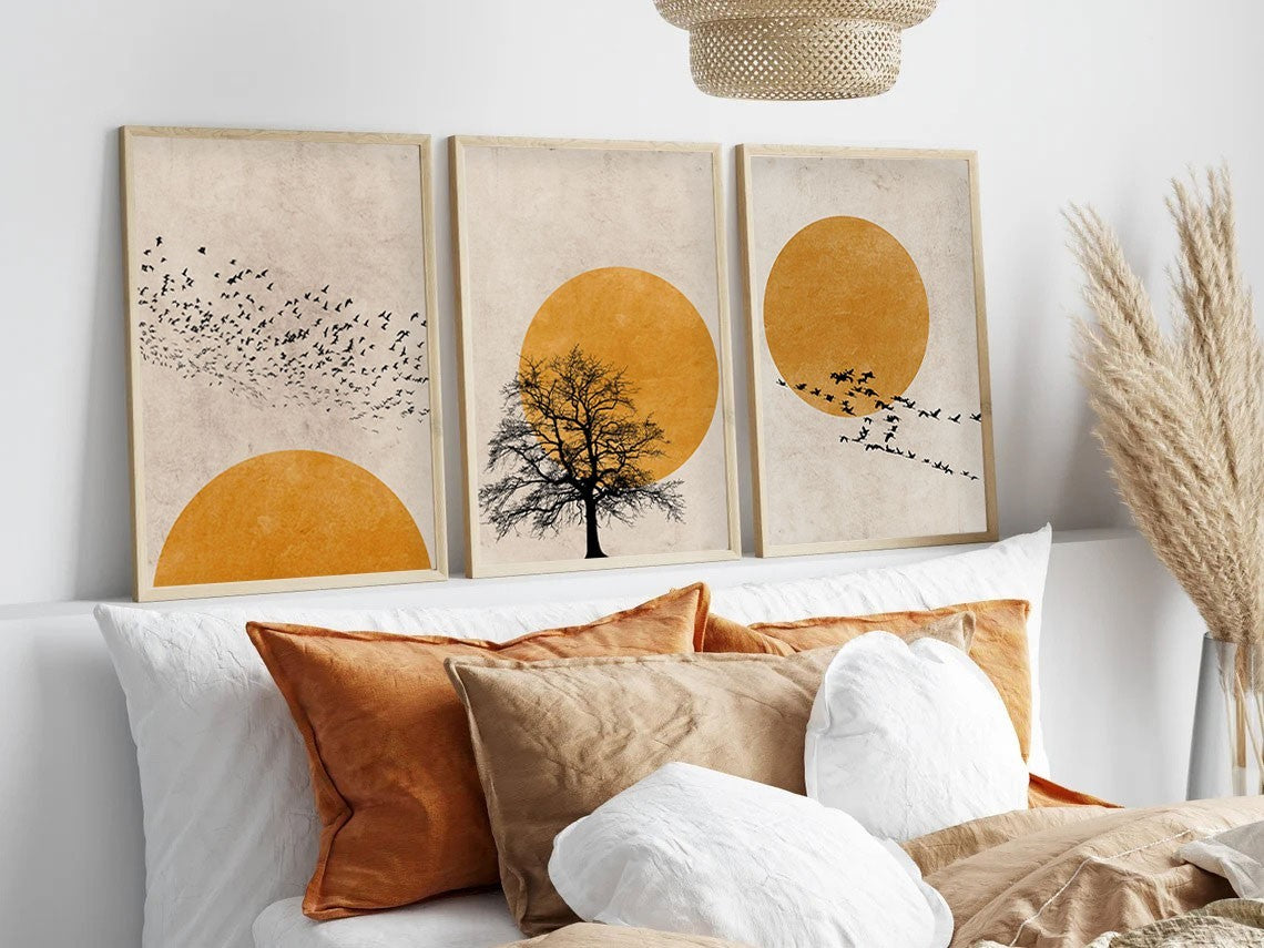 Verleihen Sie Ihrem Zuhause mit dem Huhu147 Bild von Wallity einen Hauch von Eleganz. Dieses 3-teilige Kunstwerk begeistert durch seine lebendigen Farben und exquisite Verarbeitung.