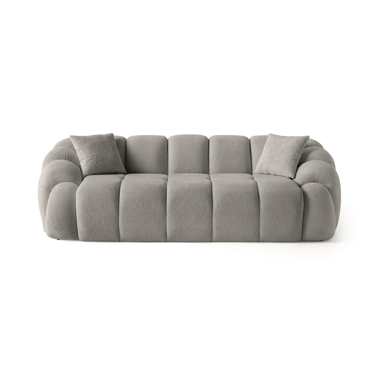 Graues 3-Sitzer Sofa Octavio von Hanah Home mit Polyesterbezug, Kunststoffbeinen und abnehmbarem Rückenkissen, Frontalansicht auf hellem Hintergrund.