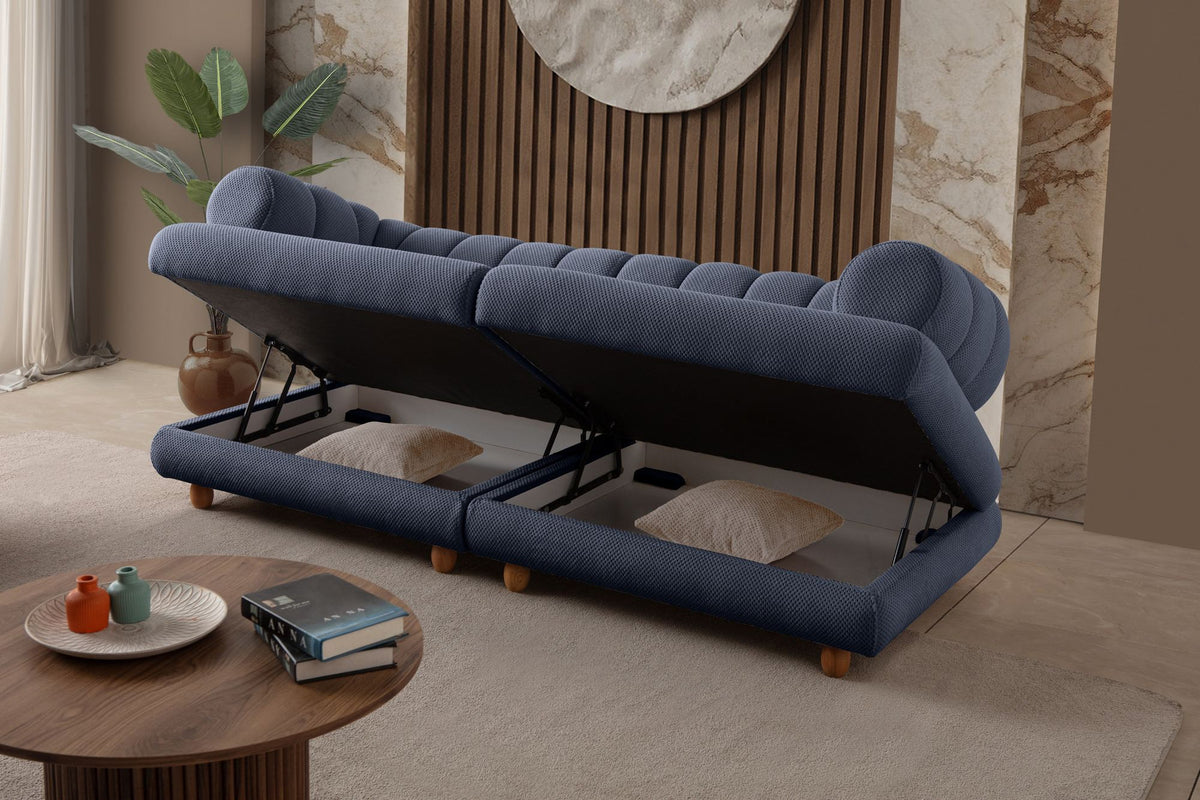 Marineblaues 3-Sitzer Sofa mit Polyesterbezug, Holzbeinen und zwei Kissen, Gestell aus Hainbuche und Spanplatte, Hanah Home.