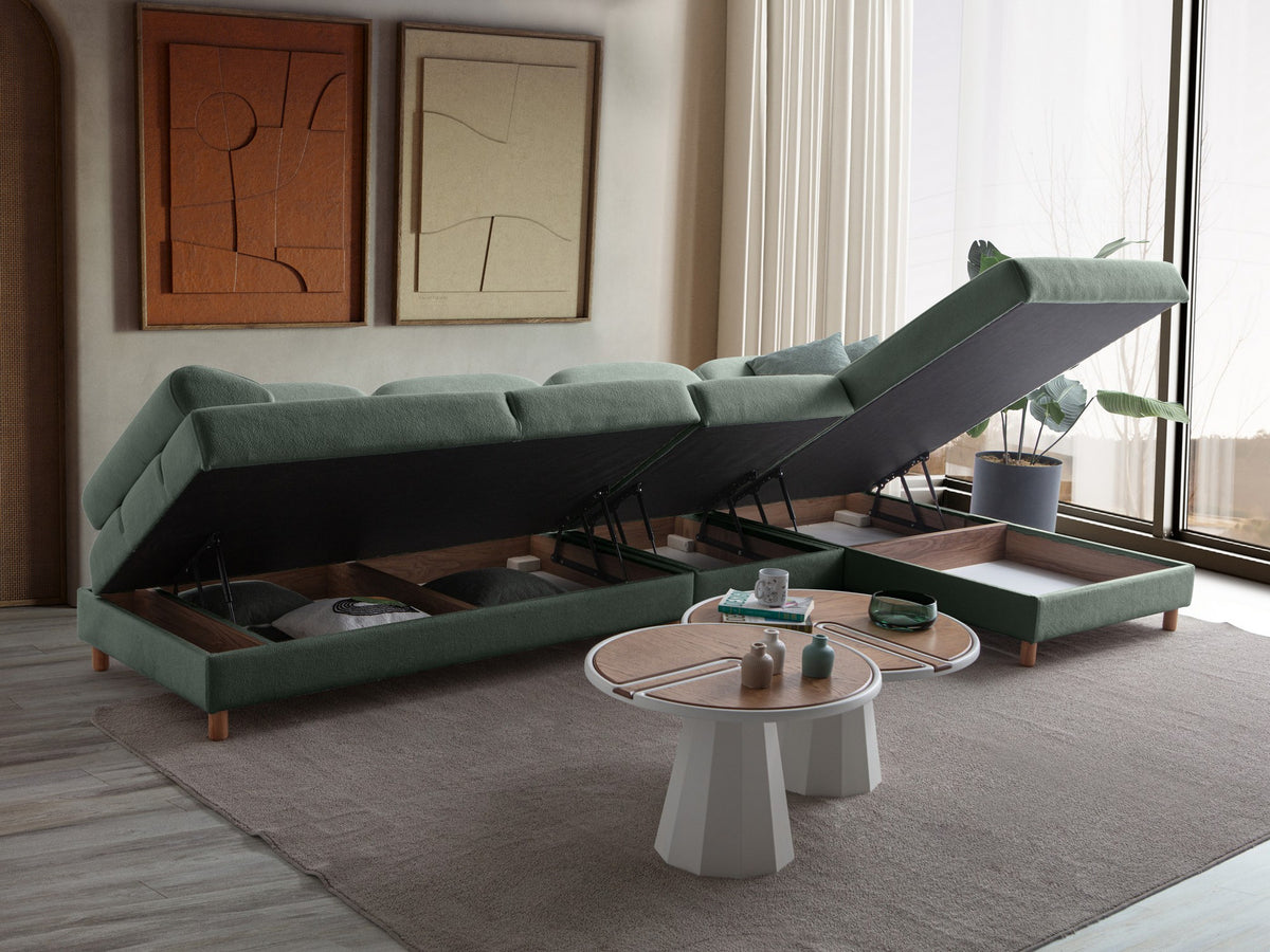 Grünes Eck-Schlafsofa Aries Relax Joker mit Coco-Boucle-Stoff, Holzbeinen und ausziehbarer Liegefläche, rechtsseitig positioniert.