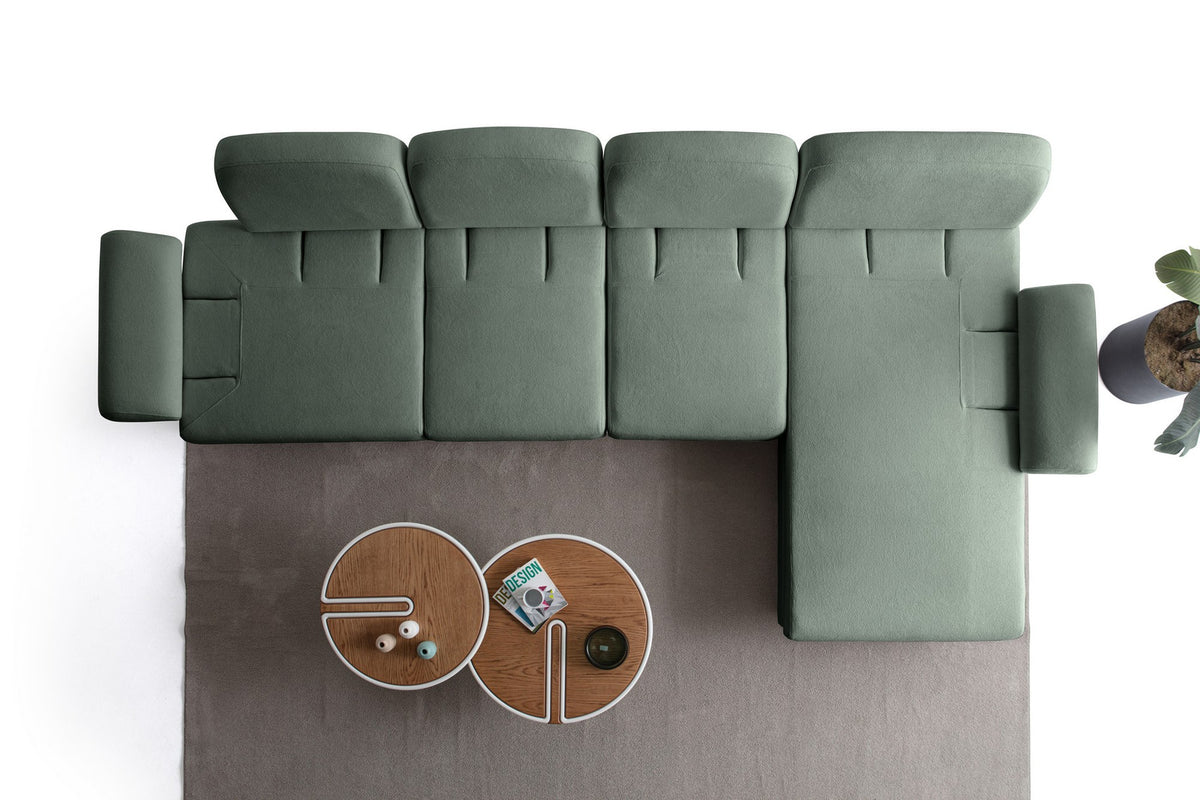 Grünes Eck-Schlafsofa Aries Relax Joker mit Coco-Boucle-Stoff, Holzbeinen und ausziehbarer Liegefläche, rechtsseitig positioniert.