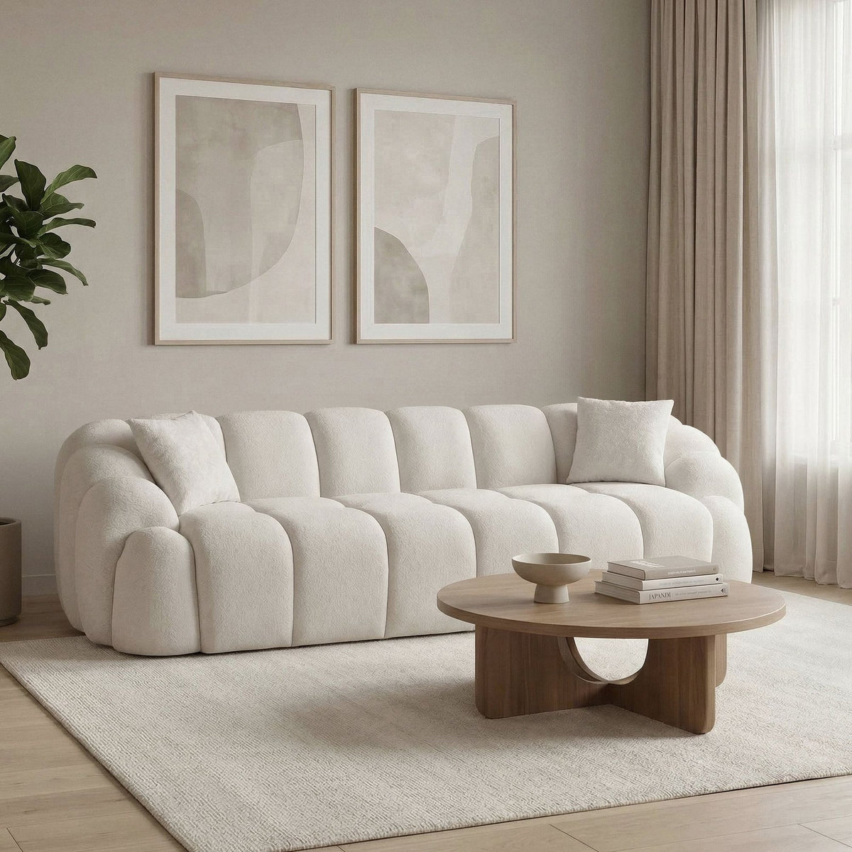 Weisses 4-Sitzer Sofa Octavio von Hanah Home mit Polyesterbezug, Kunststoffbeinen und abnehmbarem Rückenkissen, Frontalansicht.