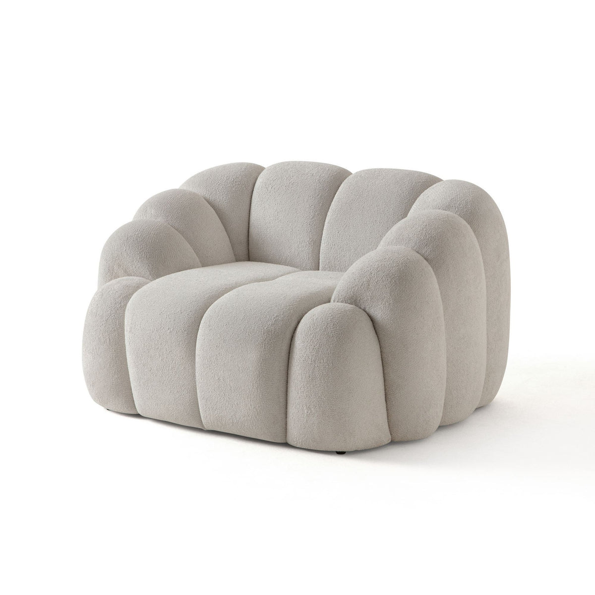 Weisses 1-Sitzer Sofa Octavio mit Polyesterbezug, Gestell aus Hainbuche, Kunststoffbeinen und abnehmbarem Rückenkissen, Frontansicht.