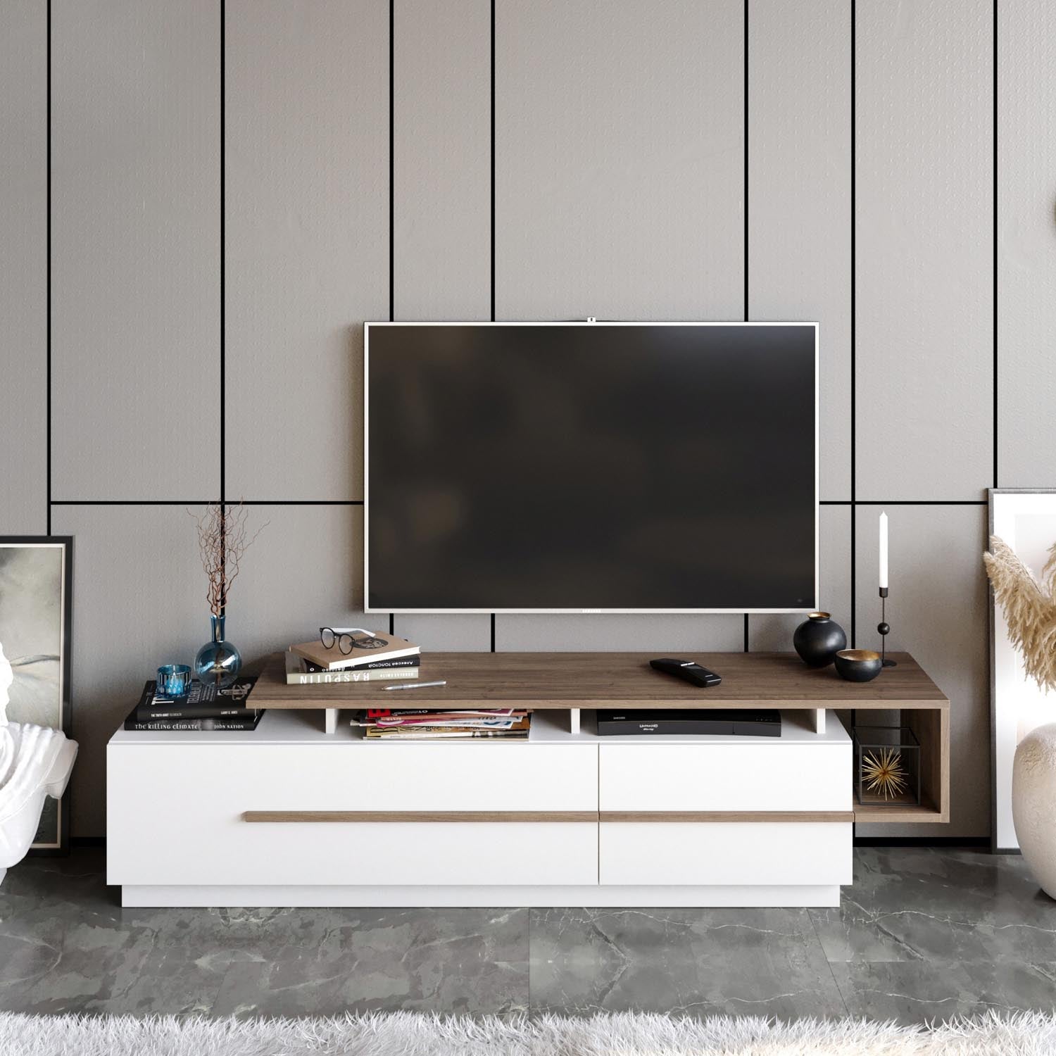 Verleihen Sie Ihrem Wohnzimmer mit dem eleganten Pia Sideboard in Walnuss und Weiß von Hanah Home einen modernen Akzent. Ideal für stilvolle Aufbewahrung.