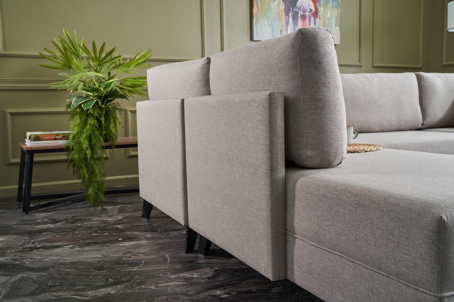 Entdecken Sie das Efsun Bettsofa in Sahne von Atelier Del Sofa – ein stilvolles Möbelstück, das Komfort und Funktionalität vereint. Ideal für entspannte Abende!
