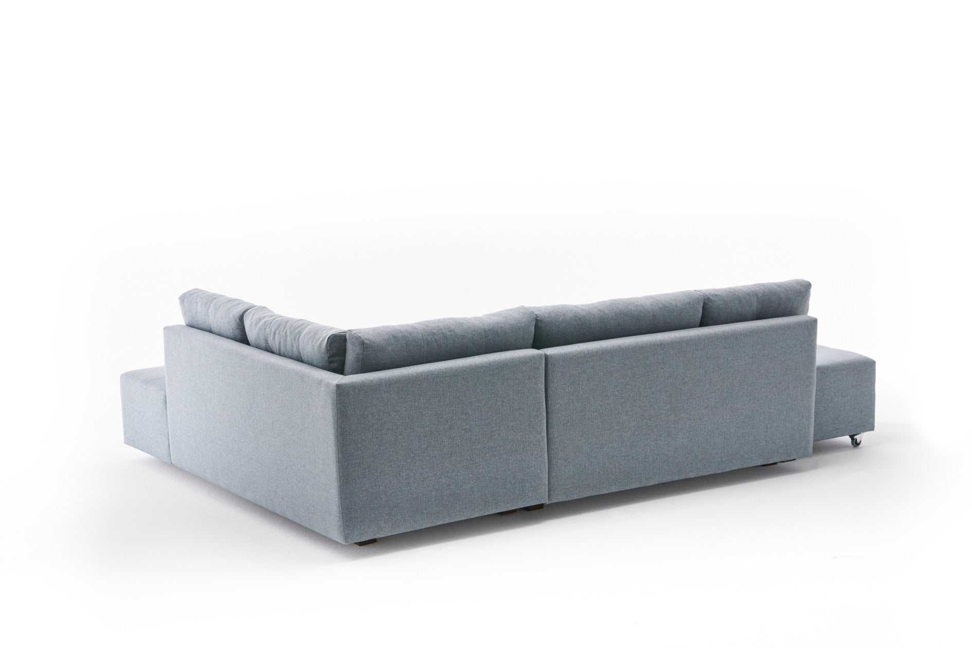 Entdecken Sie das stilvolle Manama Ecksofa-Bett in hellem Blau von Atelier Del Sofa – ideal für Komfort und Eleganz in jedem Raum!