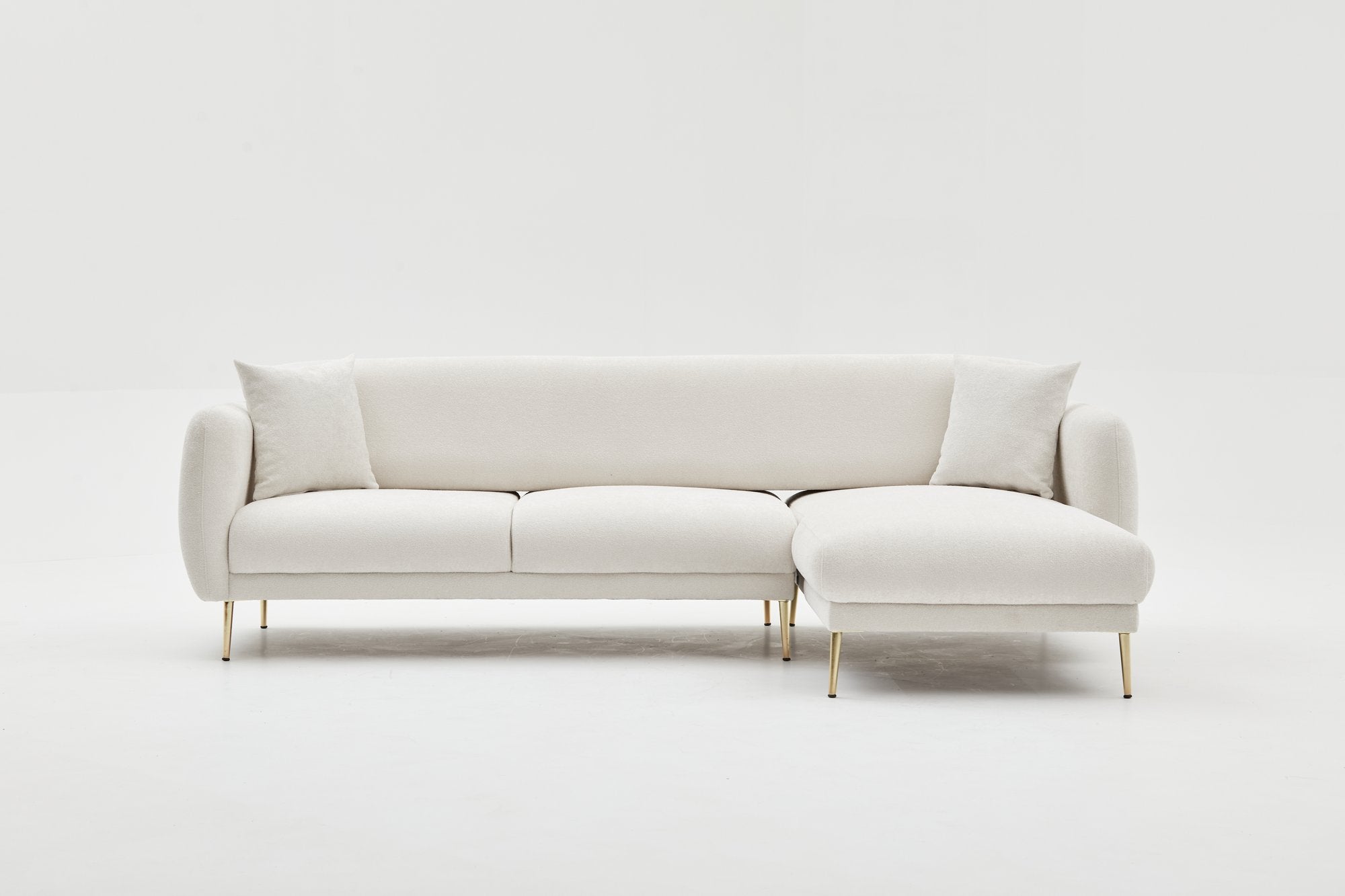 Entdecken Sie das stilvolle Simena Right Bettsofa in Creme und Gold von Atelier Del Sofa – ein elegantes Möbelstück, das Komfort und Design vereint!