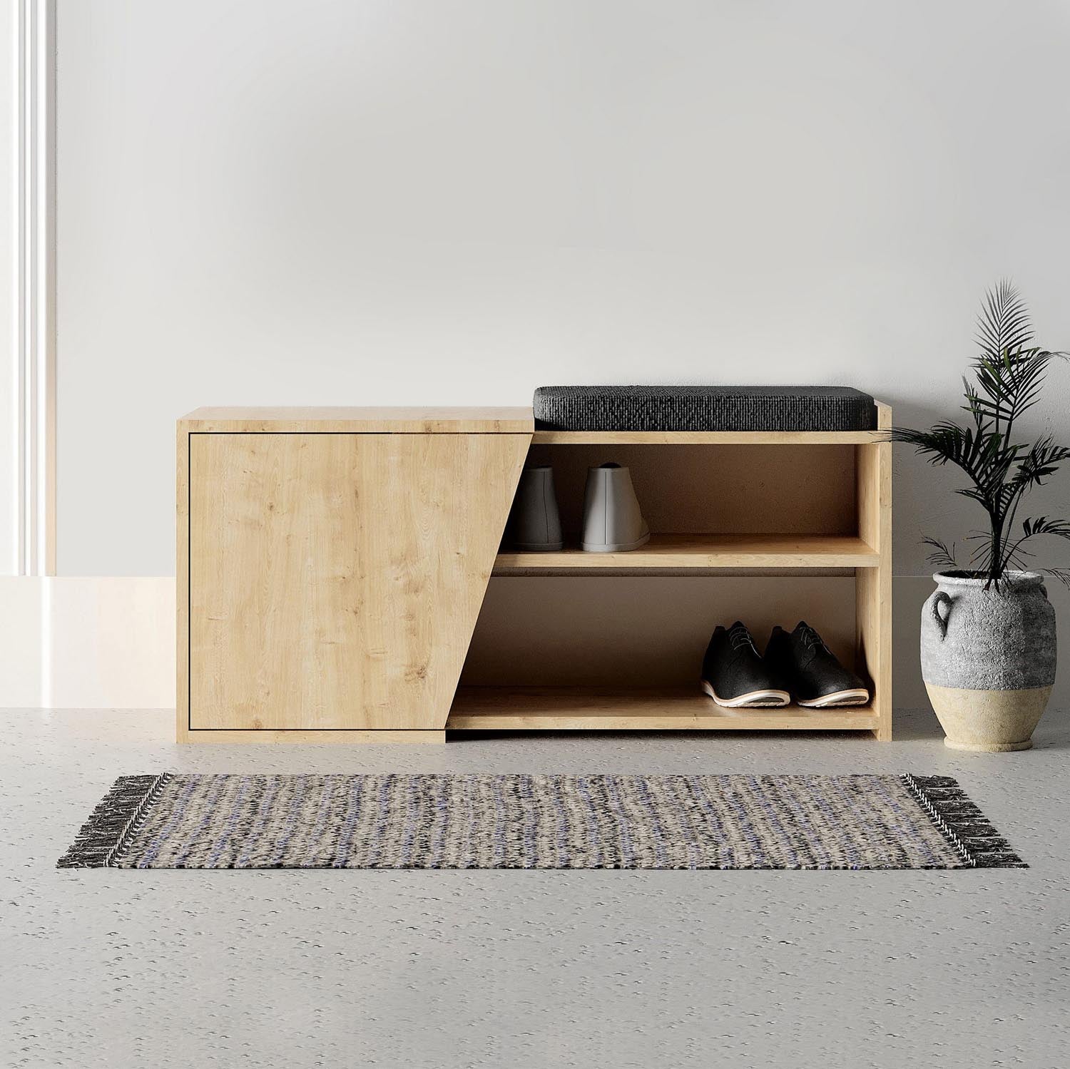 Entdecken Sie den stilvollen Schuhschrank Fiona in Eiche von Hanah Home. Perfekte Kombination aus Funktionalität und böhmischem Design für Ihr Zuhause.