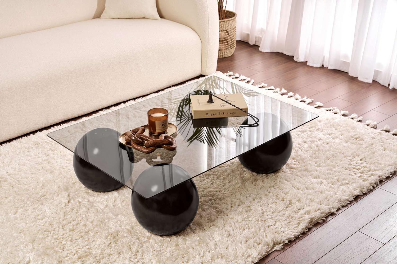 Entdecken Sie den eleganten Sera Sofatisch in Schwarz und Grau von Nordure – ein stilvolles Highlight für Ihr Zuhause!