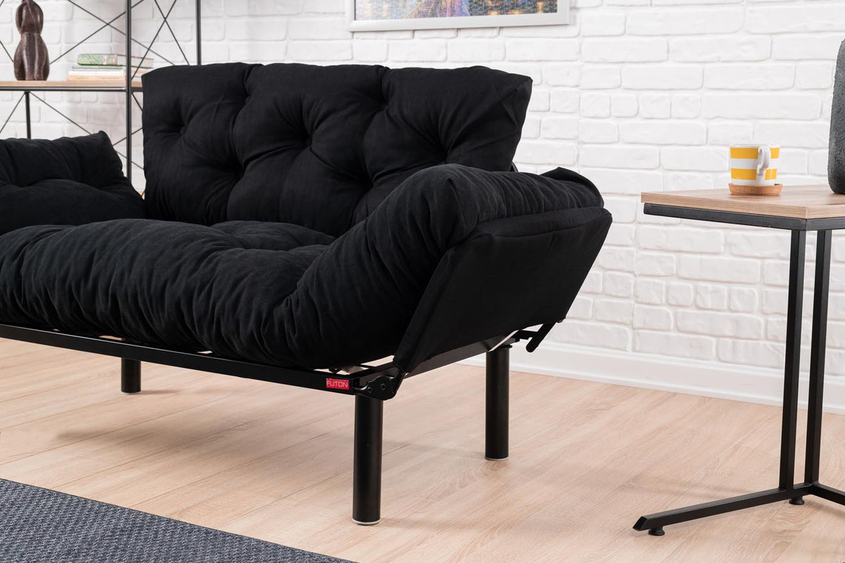 Nitta Bettsofa - Schwarz in Schwarz präsentiert im Onlineshop von KAQTU Design AG. Bettsofa ist von Atelier Del Sofa