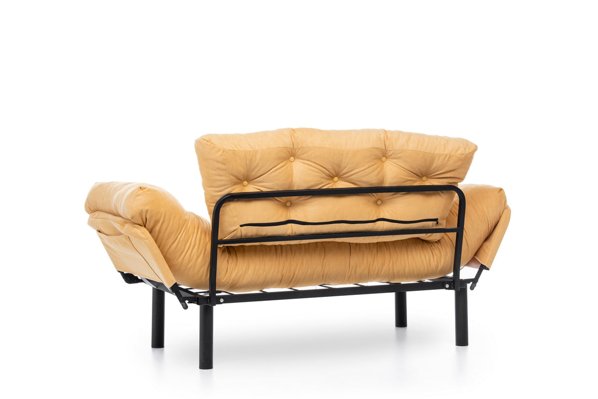 Nitta Bettsofa - Senf in Senf präsentiert im Onlineshop von KAQTU Design AG. Bettsofa ist von Atelier Del Sofa