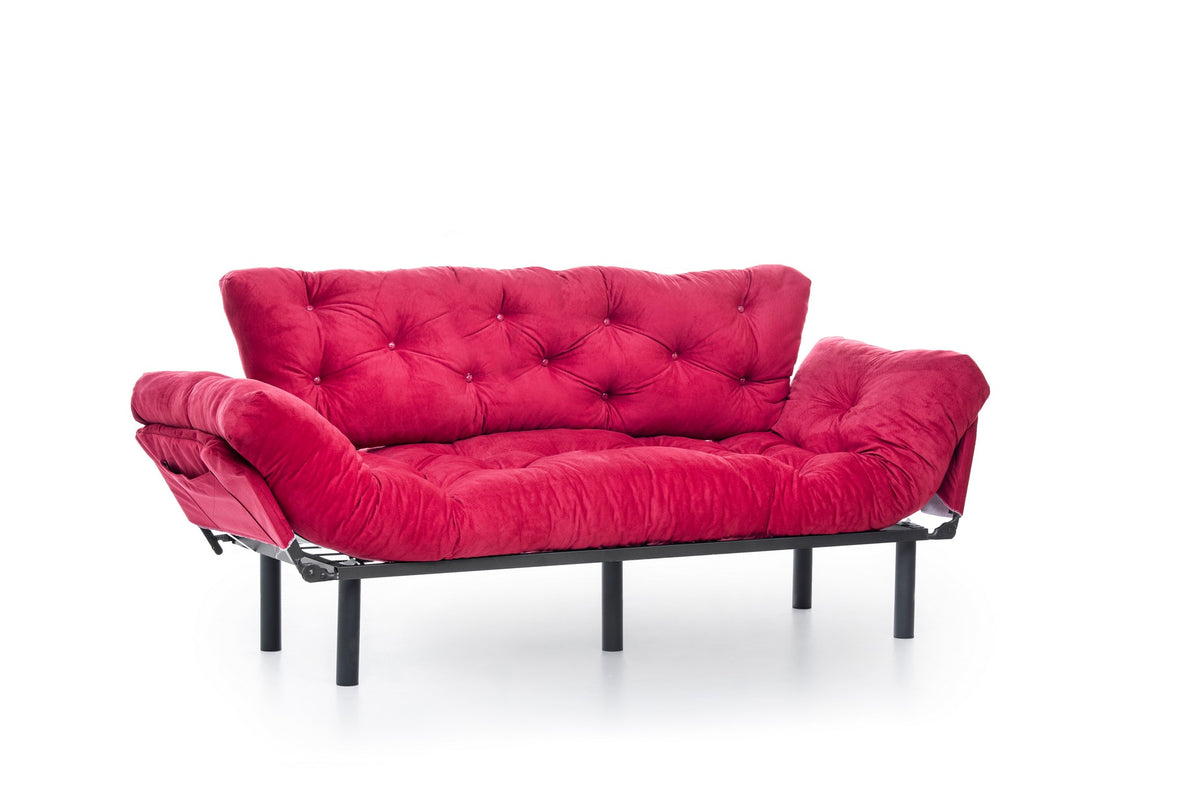 Nitta Triple Bettsofa - Maroons in Maroons präsentiert im Onlineshop von KAQTU Design AG. Bettsofa ist von Atelier Del Sofa